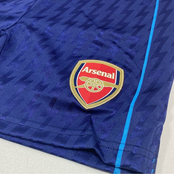NEW - Arsenal Kids - Chevron Shorts - Blue - Size 4-5 - Picture 2 of 6